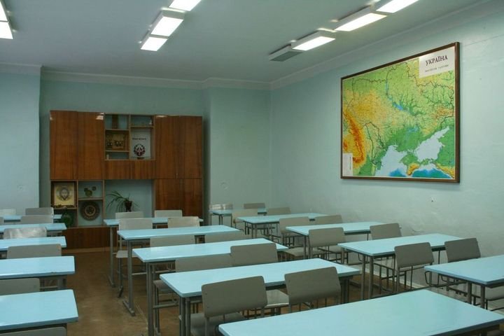 IV поверх