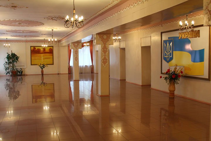 І поверх