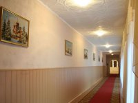 І поверх