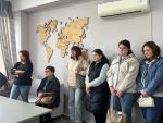За лаштунками мрій